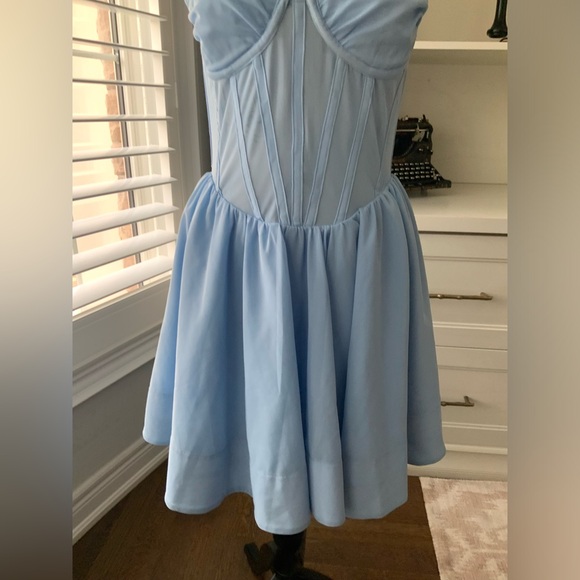 BARDOT Hart Corset Mini Dress Strapless Artic Blue Women’s Size 8 BRAND NEW - Picture 6 of 16